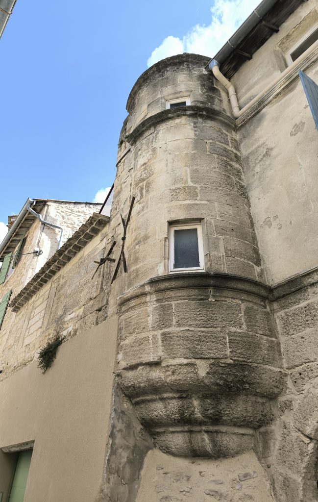 L’attribut alt de cette image est vide, son nom de fichier est 1716575129758-649x1024.jpg.